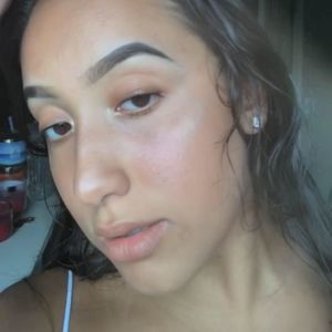 Meet your Posher, Isabella